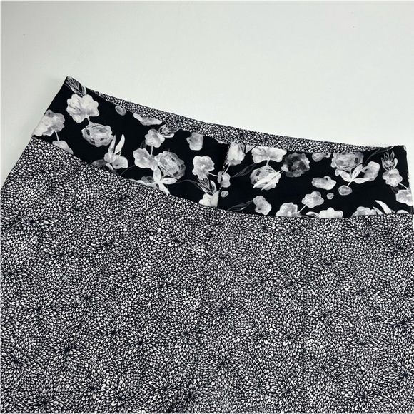 Lululemon Departure Pant - Picture 8 of 14